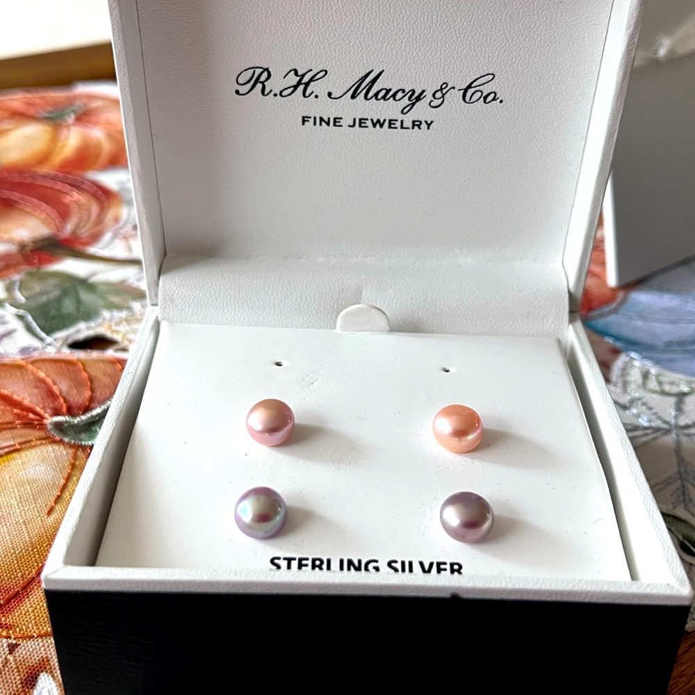 R H Macys Pearl earrings set